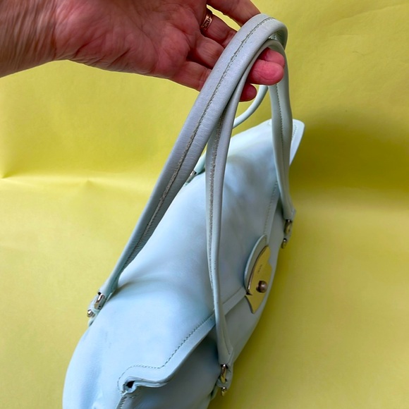 Vintage baby blue/silver Prada leather bag with certificate of authenticity - Picture 12 of 17